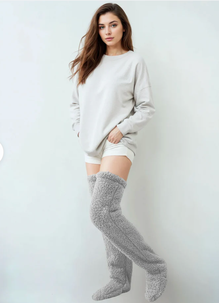 Fluffy Feet – Lange hygge­sokker i blød fleece