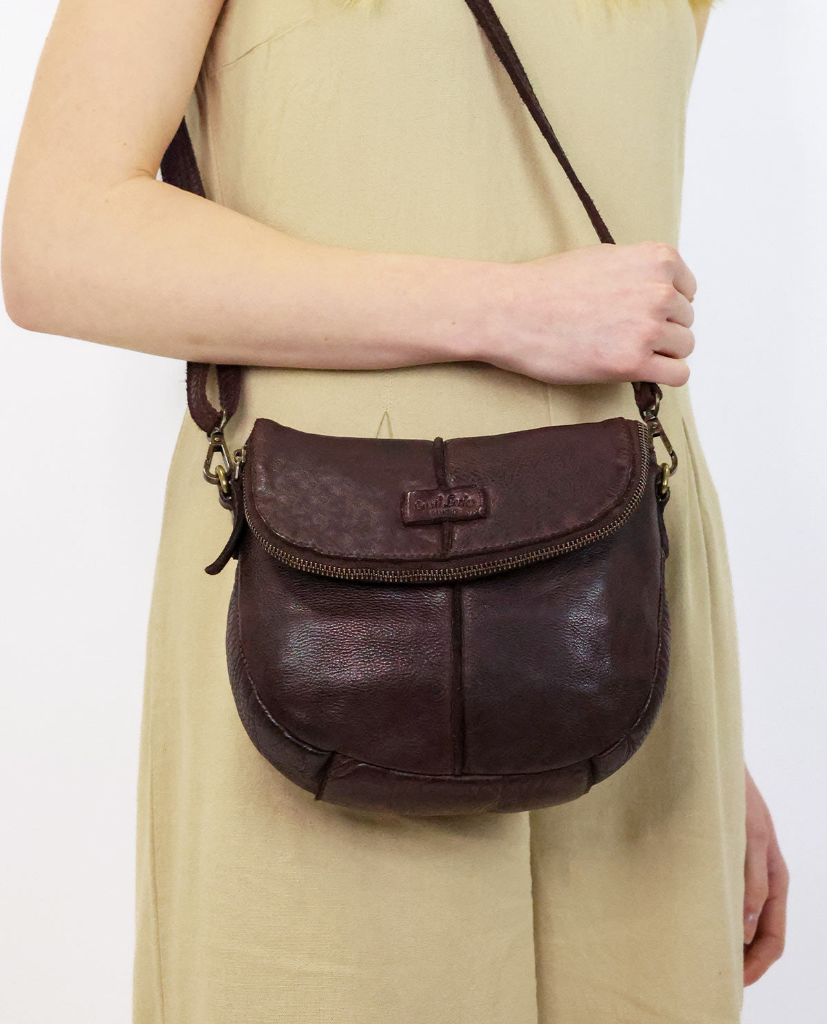 Outlet Taske