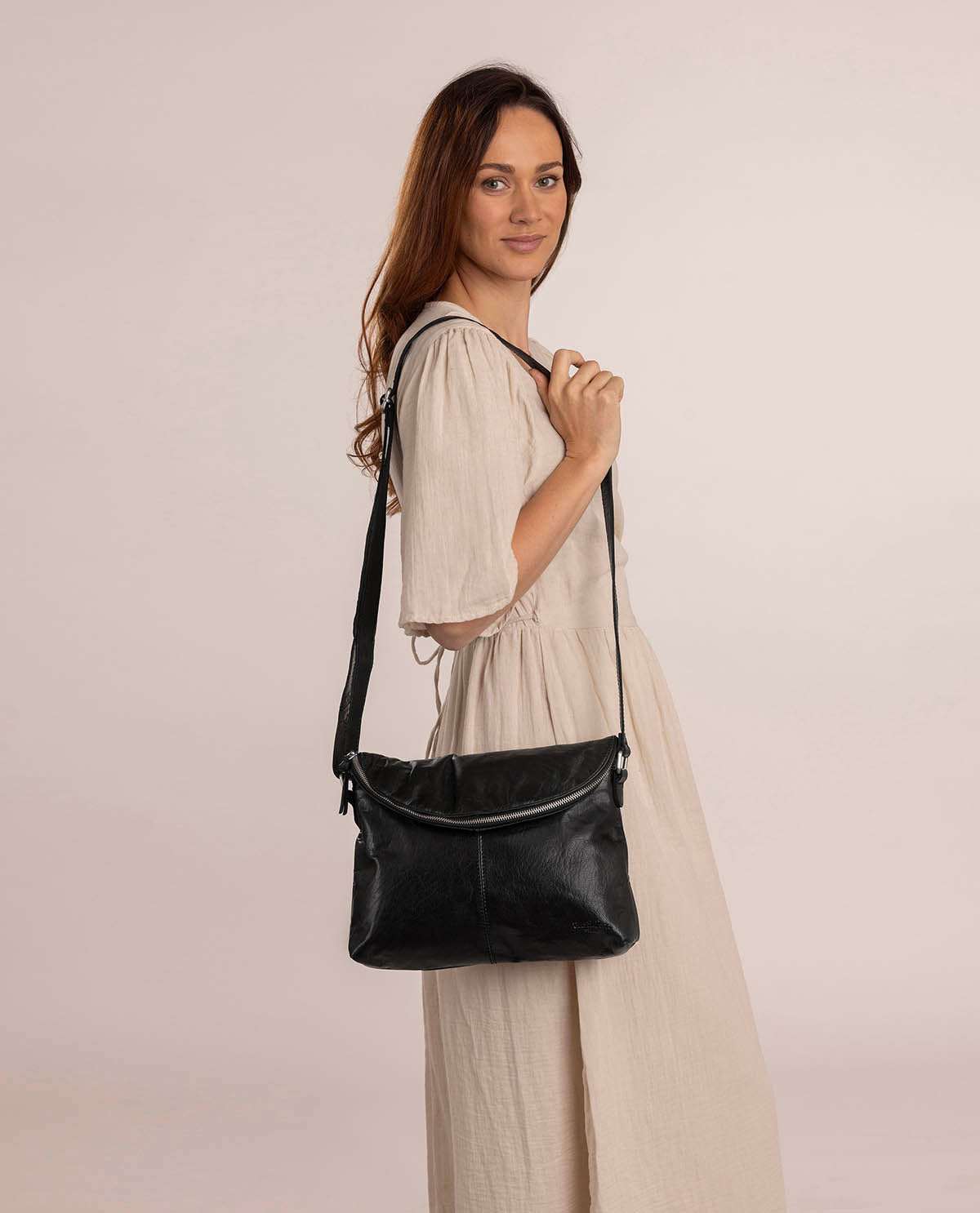 Outlet Taske
