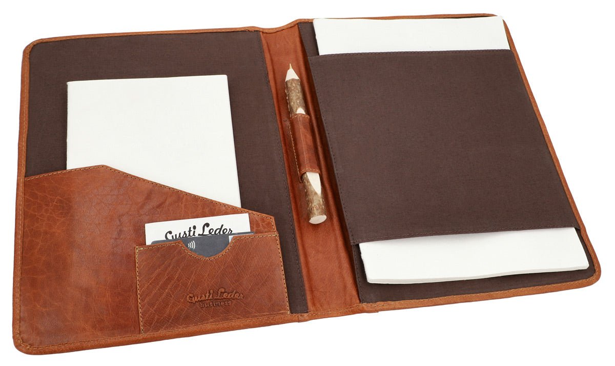 Outlet Organizer