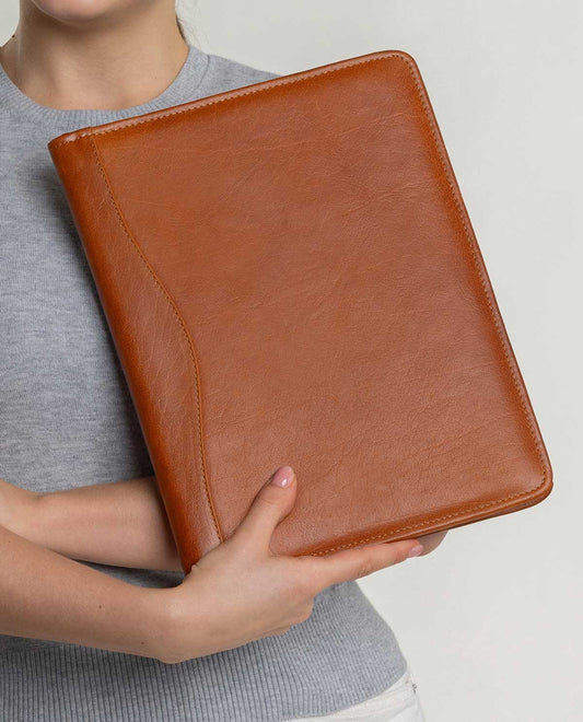 Outlet Organizer