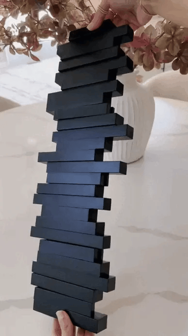 LoveleiKrog™ – Foldbar Vægkrog i Minimalistisk Design