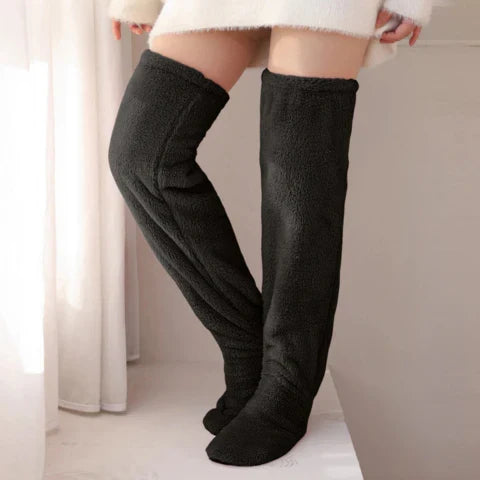 Fluffy Feet – Lange hygge­sokker i blød fleece