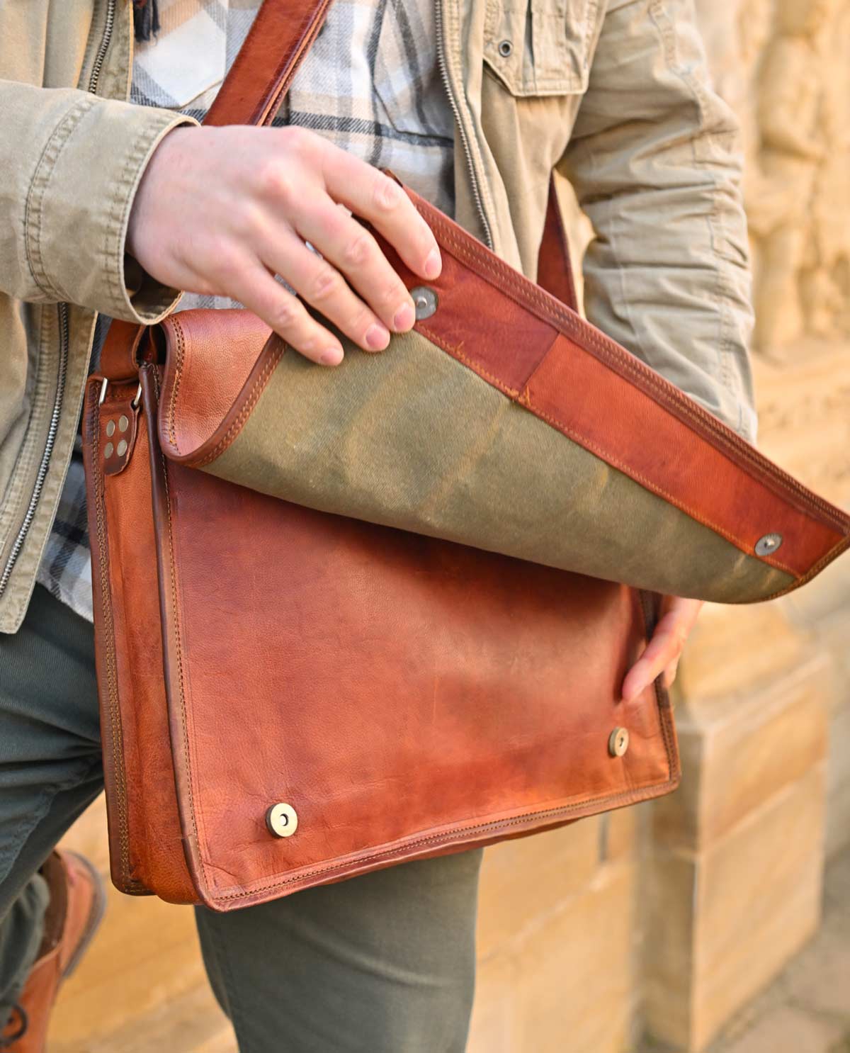 Outlet Skuldertaske