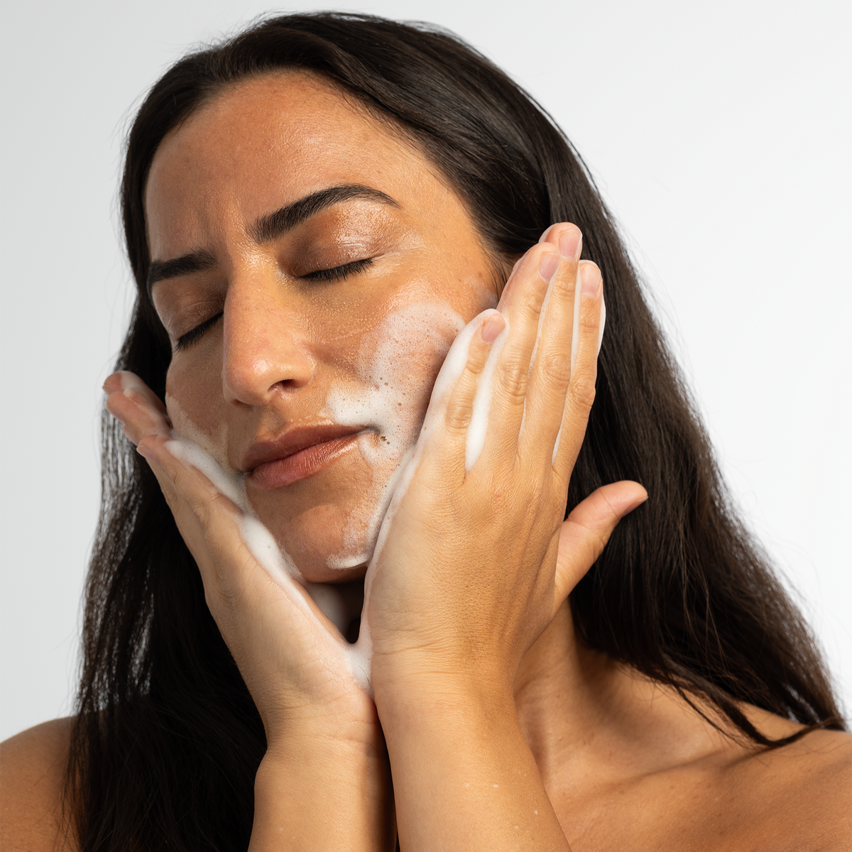 SOFT CLEANSING FOAM