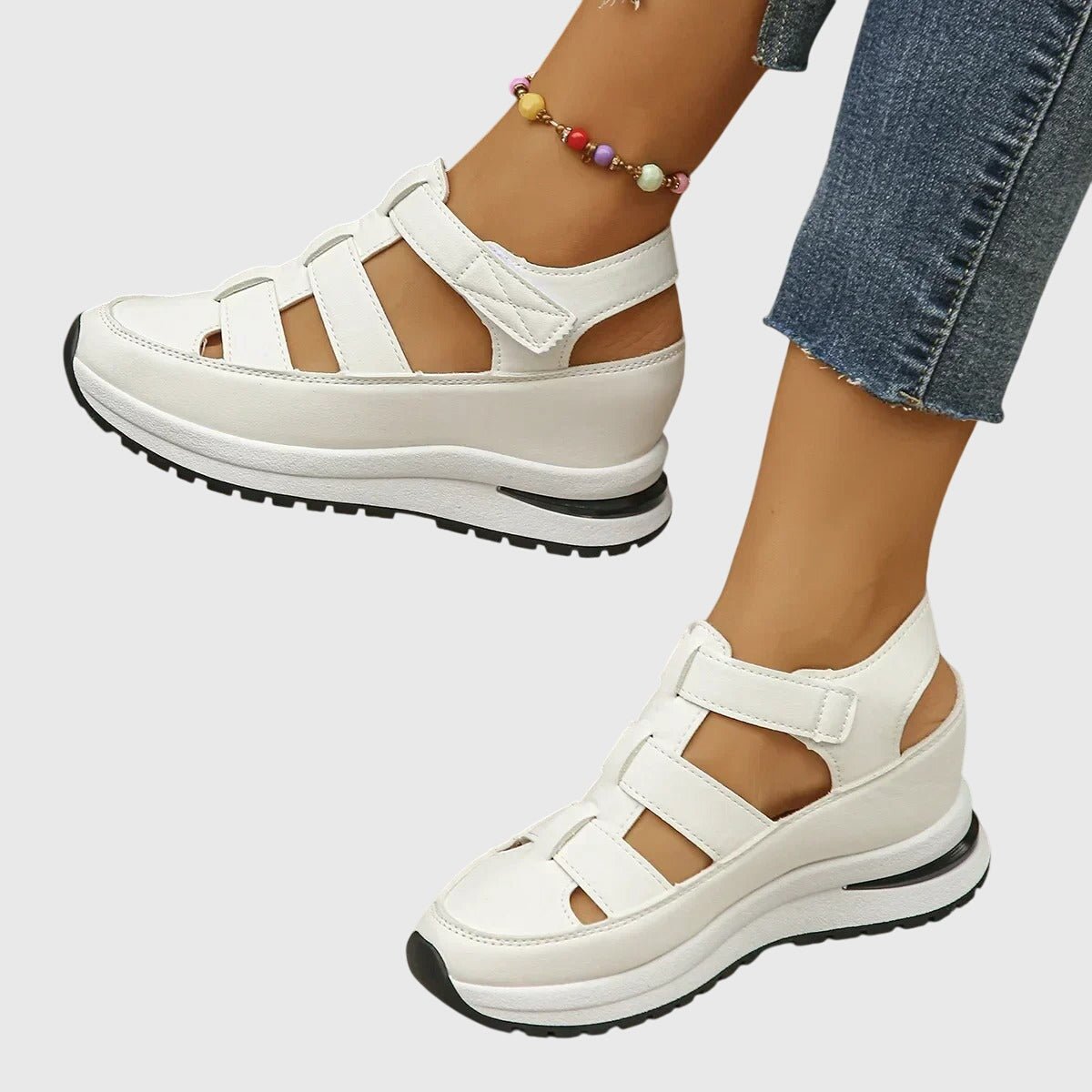 Selma – sandaler med anatomisk formet fodseng – Sort