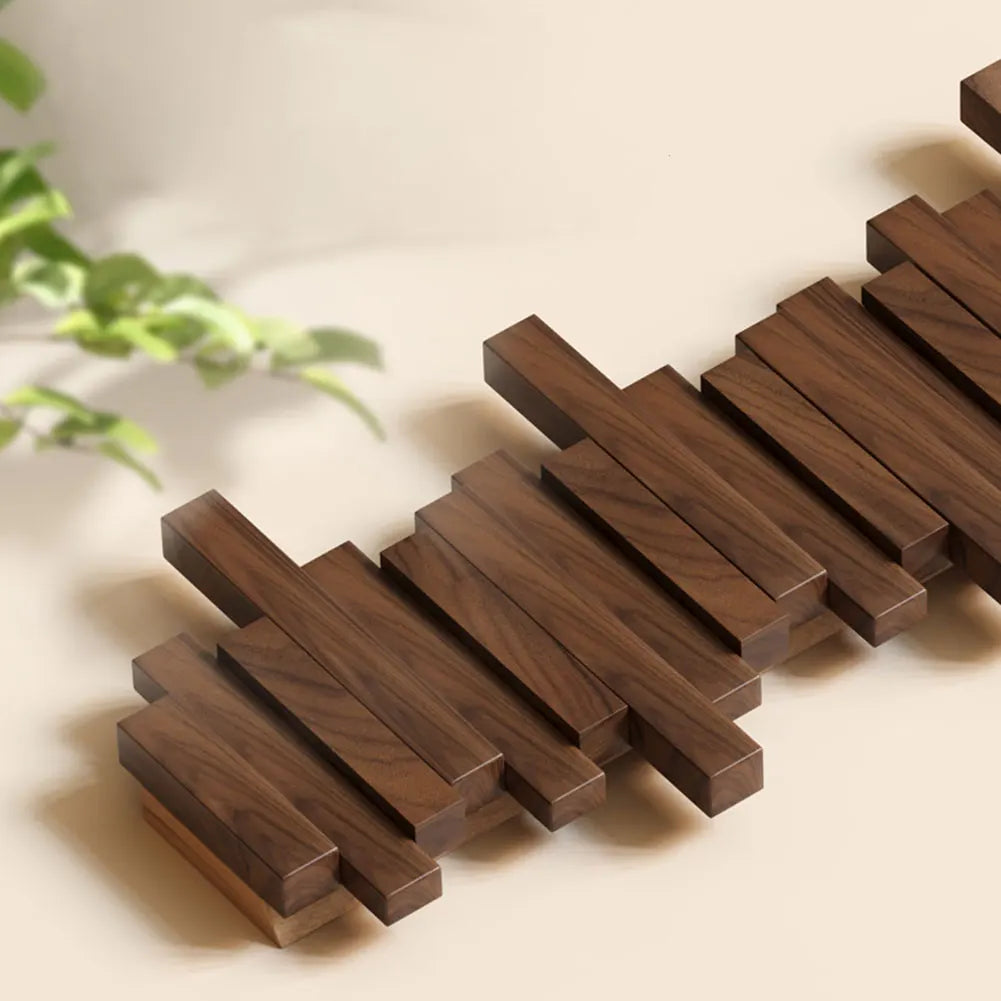 LoveleiKrog™ – Foldbar Vægkrog i Minimalistisk Design