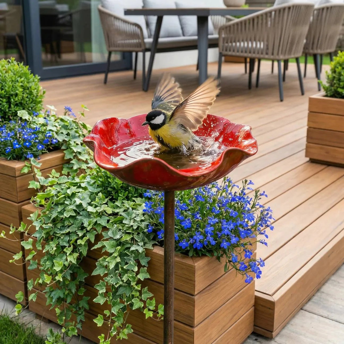 LoveleiFlora™ – Botanisk Vandstation til Fugle, Bier & Sommerfugle