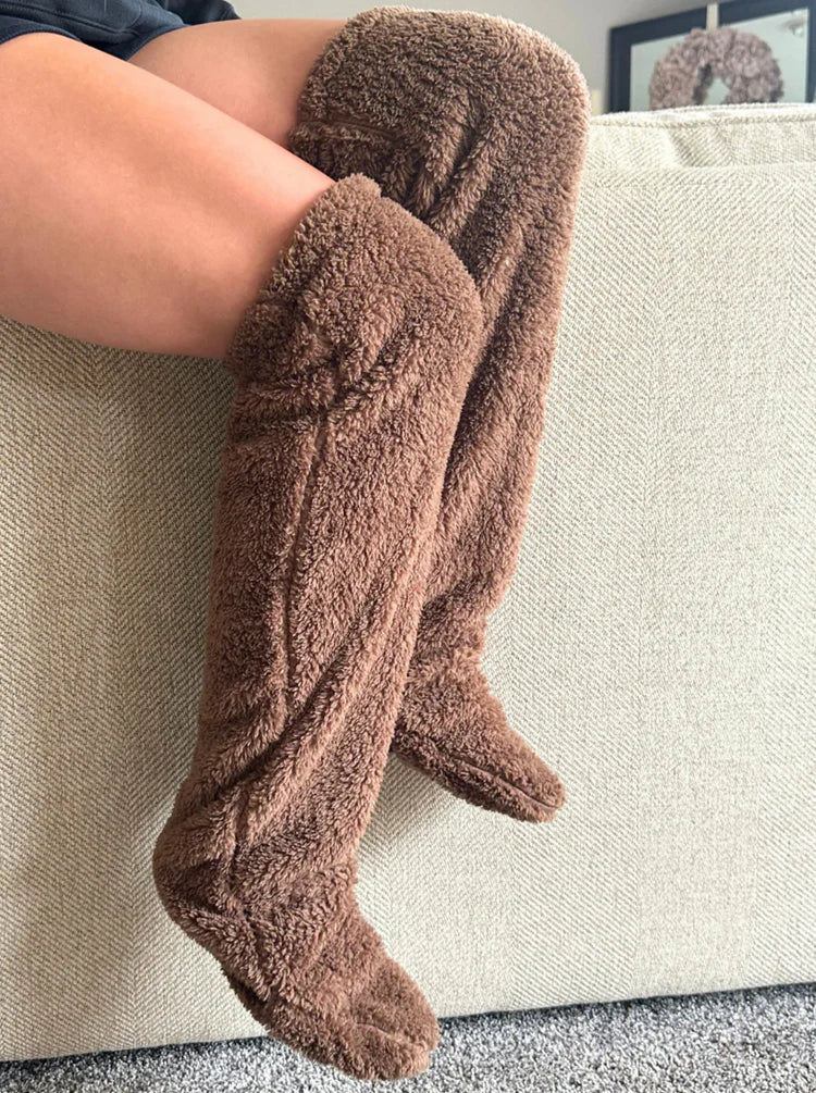 Fluffy Feet – Lange hygge­sokker i blød fleece