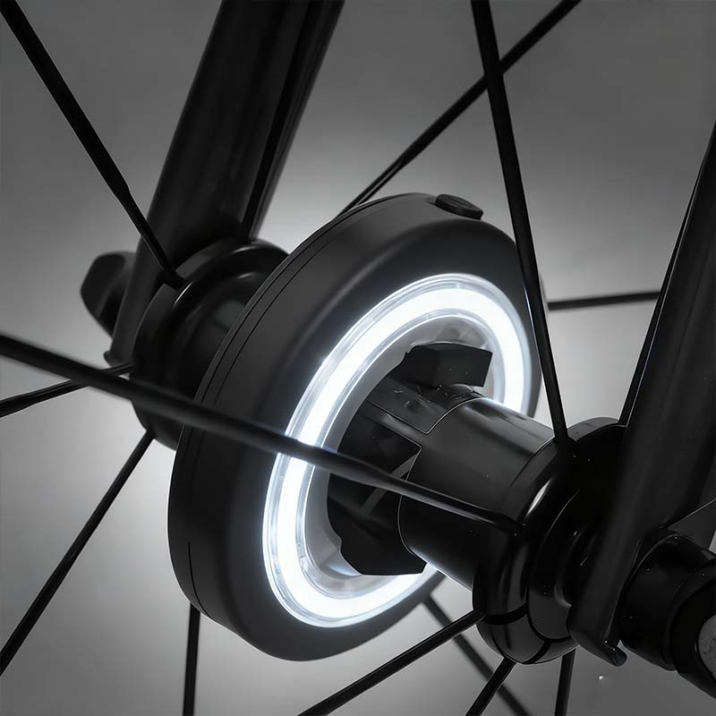 BikeGlød™ – Lovelei RGB cykelhjulslys med bevægelsesLovelei